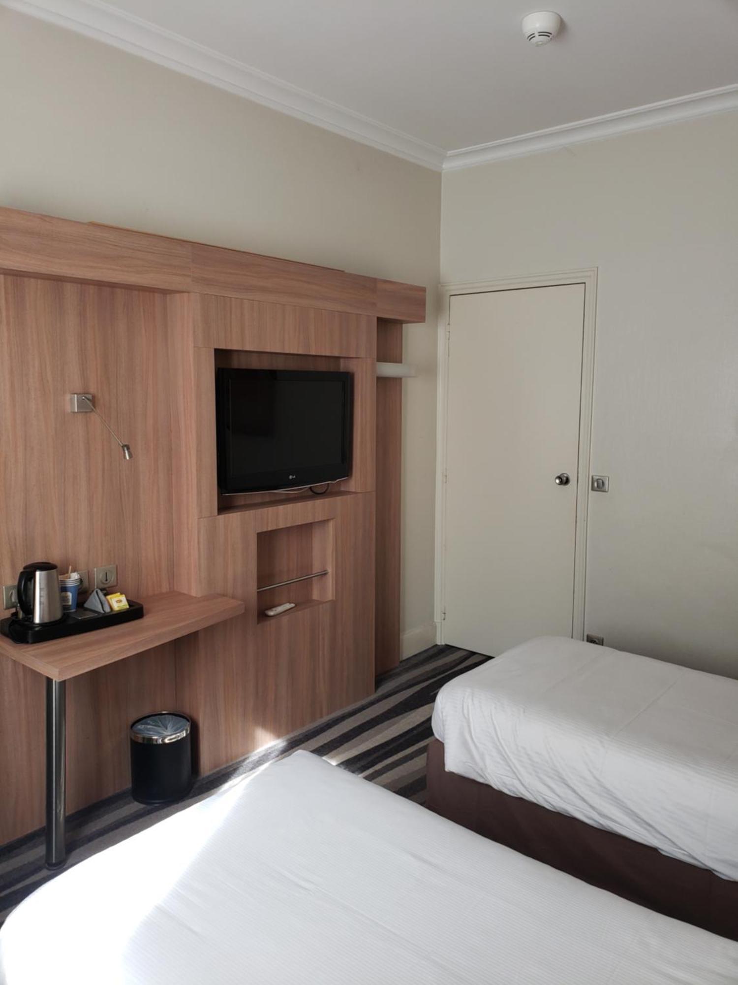 คีเรียดทัวร์เซ็นเตอร์ Hotel ตูร์ ภายนอก รูปภาพ